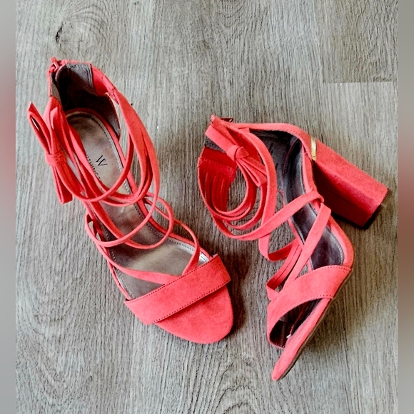 Size 6 Worthington Alexi Strappy Block Heel Sandals - Picture 1 of 9